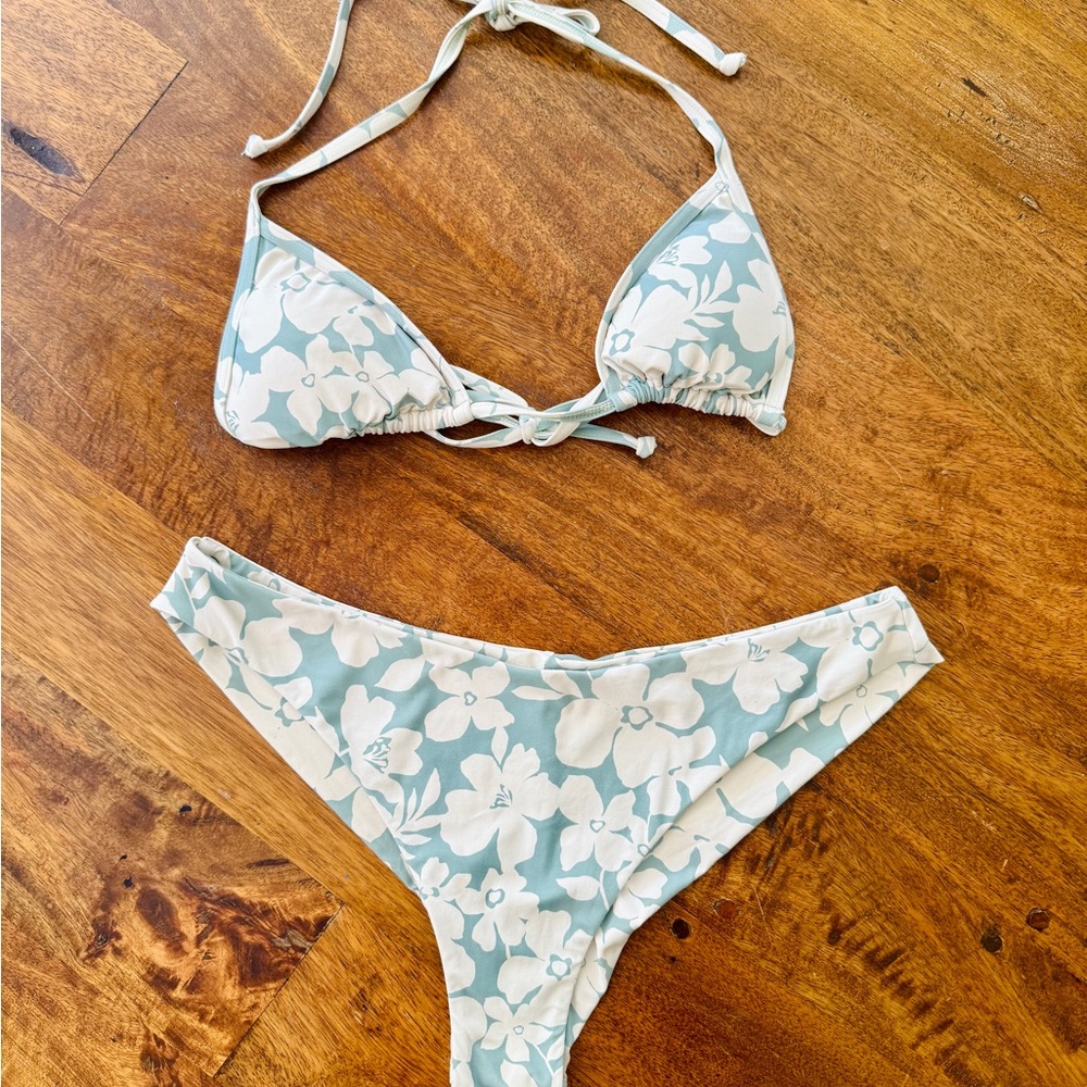 Volcom Floral Bikini Top and cheeky bottom in Teal and White